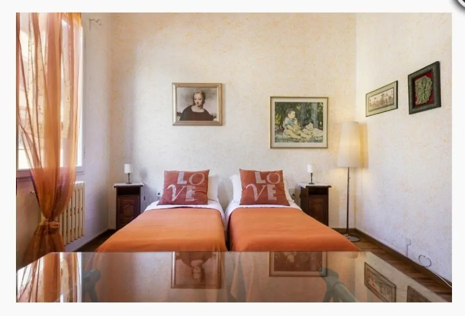 Tre Gigli Firenze Apartment, 5 Minutes From Station, Via Palazzuolo 55