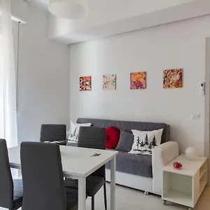 Apartment Modern Near Ponte Vecchio., Florence